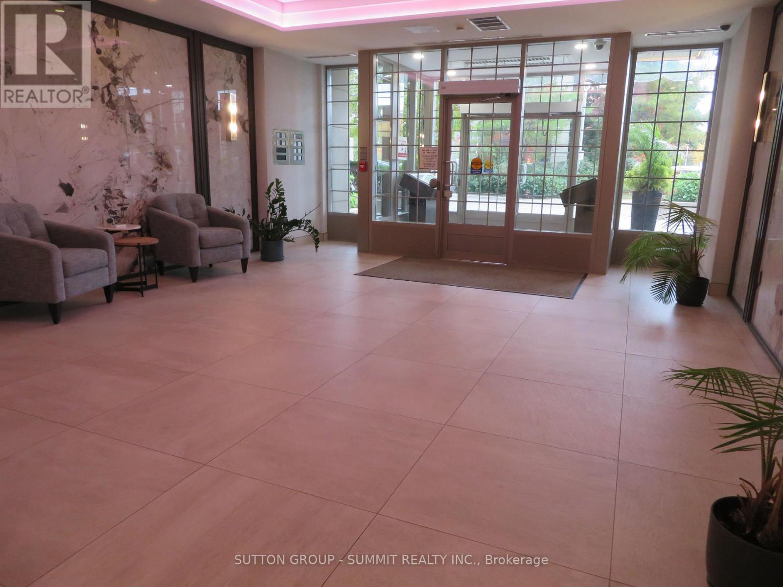 1001 - 2325 Central Park Drive, Oakville, Ontario  L6H 0E2 - Photo 5 - W12667850