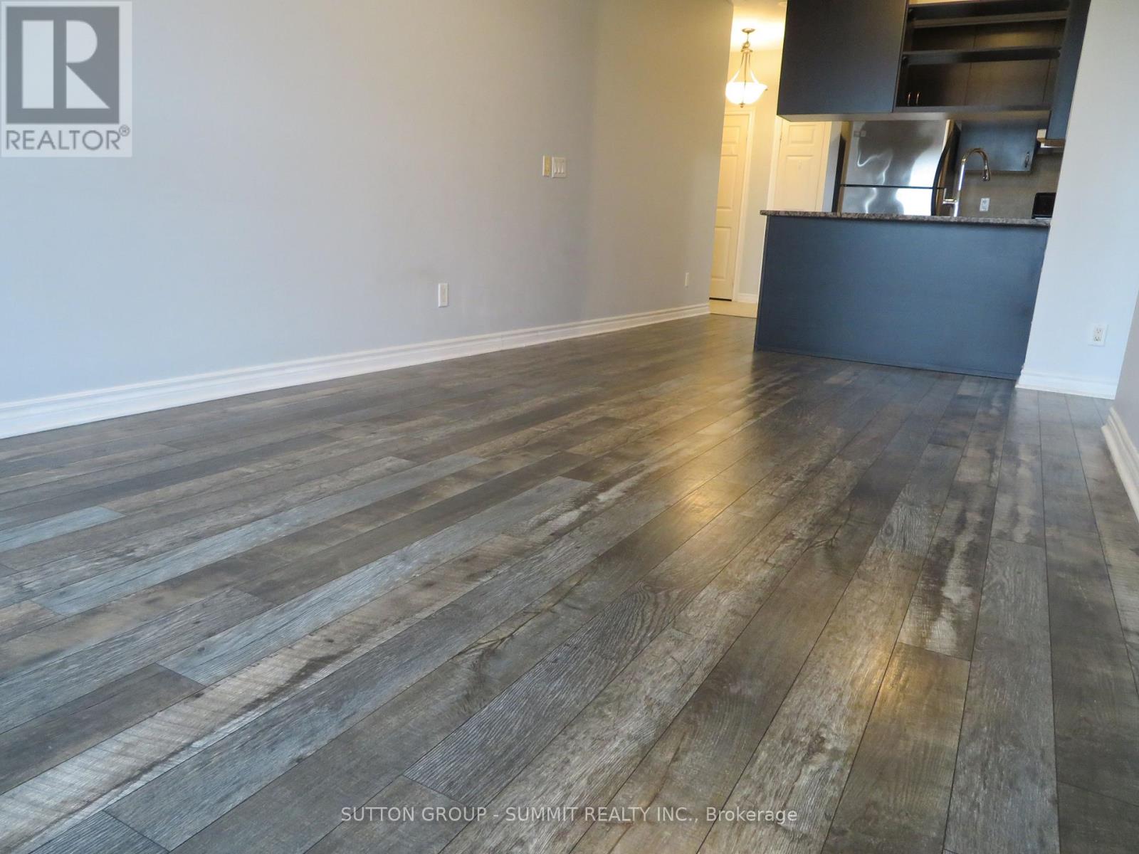 1001 - 2325 Central Park Drive, Oakville, Ontario  L6H 0E2 - Photo 9 - W12667850