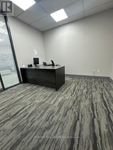 6015 Kestrel Road, Mississauga, Ontario  L5T 1S8 - Photo 10 - W12667916