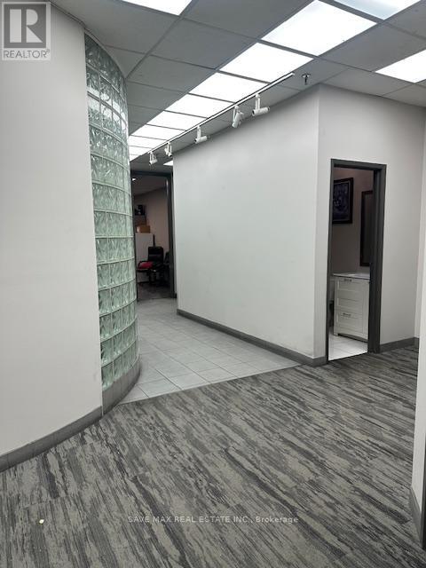 6015 Kestrel Road, Mississauga, Ontario  L5T 1S8 - Photo 22 - W12667916