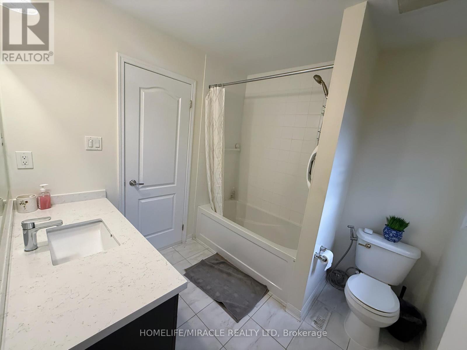 422 Cavanagh Lane, Milton, Ontario  L9T 8G6 - Photo 15 - W12667942