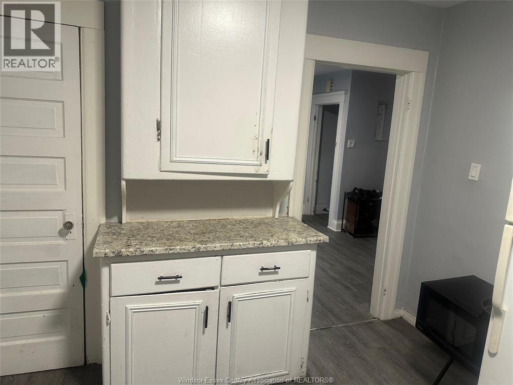 287 Rankin, Windsor, Ontario  N9B 2R4 - Photo 16 - 26000307