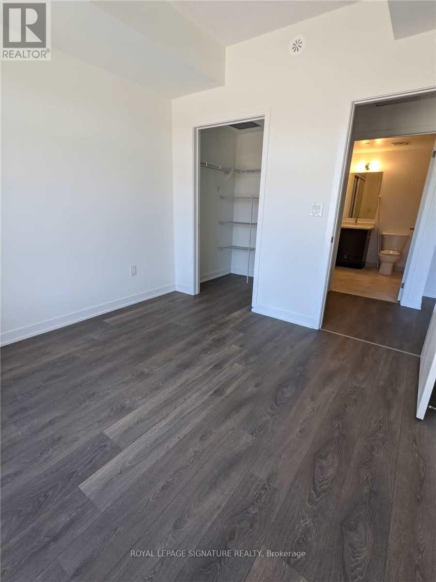 205 - 160 Canon Jackson Drive, Toronto, Ontario  M6M 0B6 - Photo 8 - W12667950