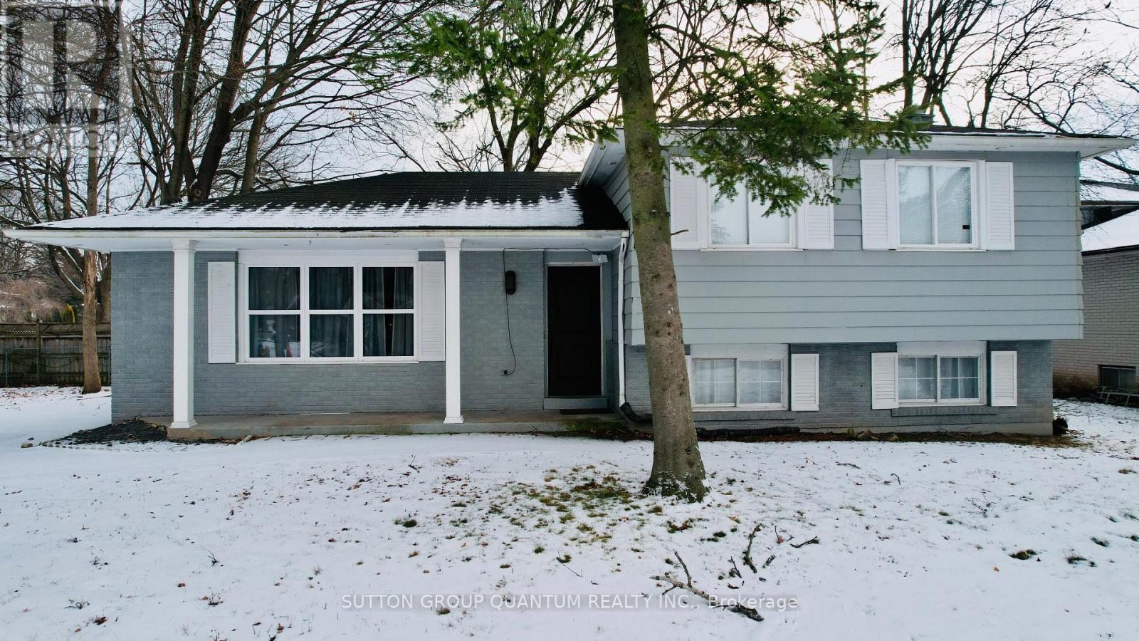 3118 VICTORIA STREET, Oakville, Ontario