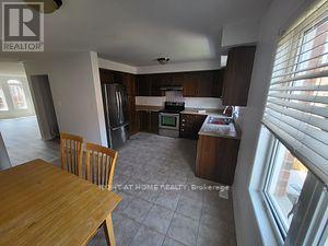 423 Aspendale Crescent, Mississauga, Ontario  L5W 0E7 - Photo 18 - W12667968