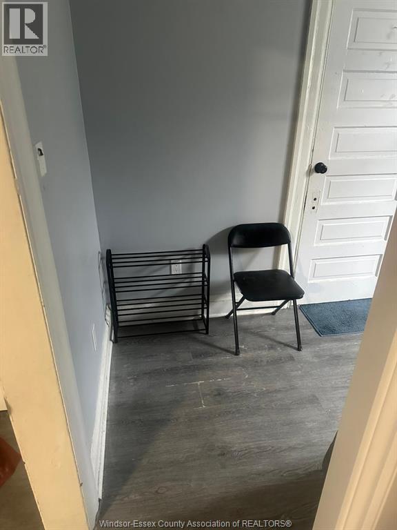 287 Rankin, Windsor, Ontario  N9B 2R4 - Photo 10 - 26000307