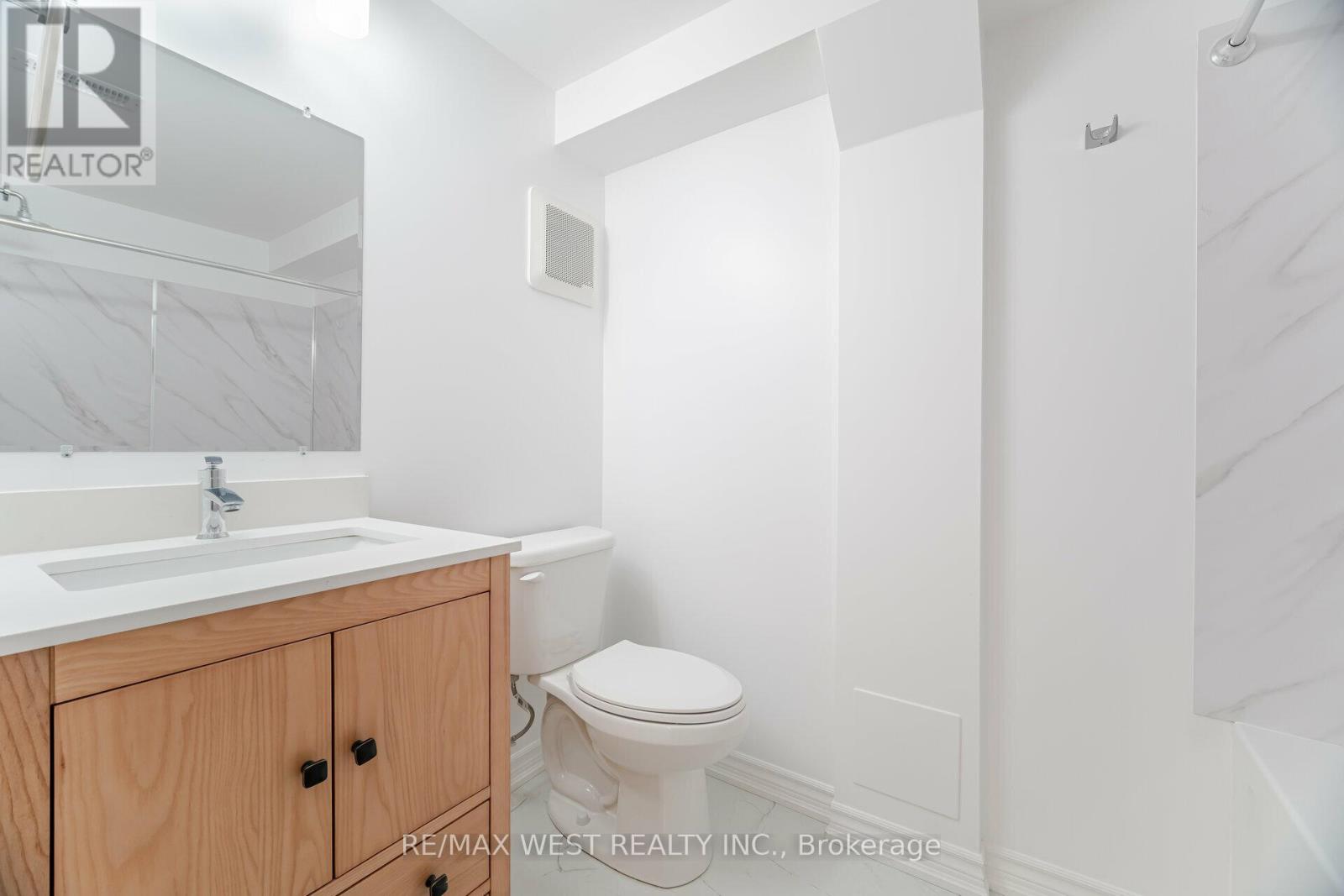 Bsmt - 5456 Whitehorn Avenue, Mississauga, Ontario  L5V 1V5 - Photo 13 - W12667982