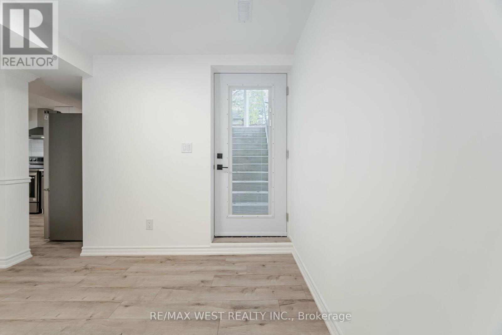 Bsmt - 5456 Whitehorn Avenue, Mississauga, Ontario  L5V 1V5 - Photo 3 - W12667982