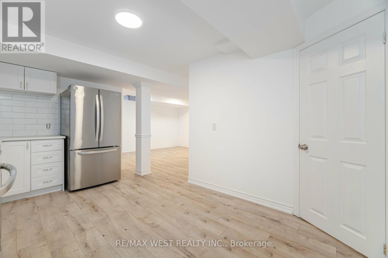 Bsmt - 5456 Whitehorn Avenue, Mississauga, Ontario  L5V 1V5 - Photo 8 - W12667982