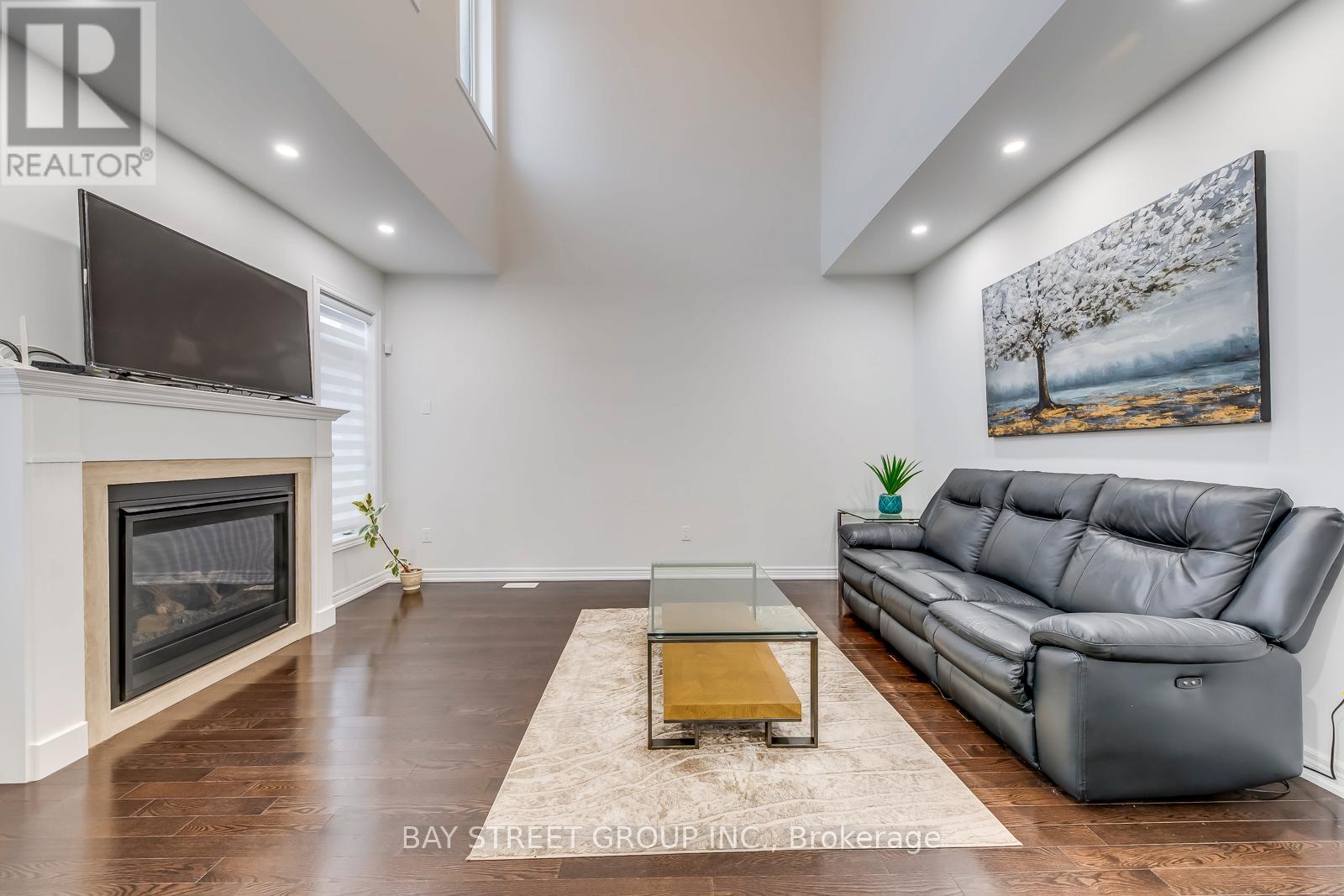 147 Petgor Path, Oakville, Ontario  L6H 1W7 - Photo 11 - W12667994