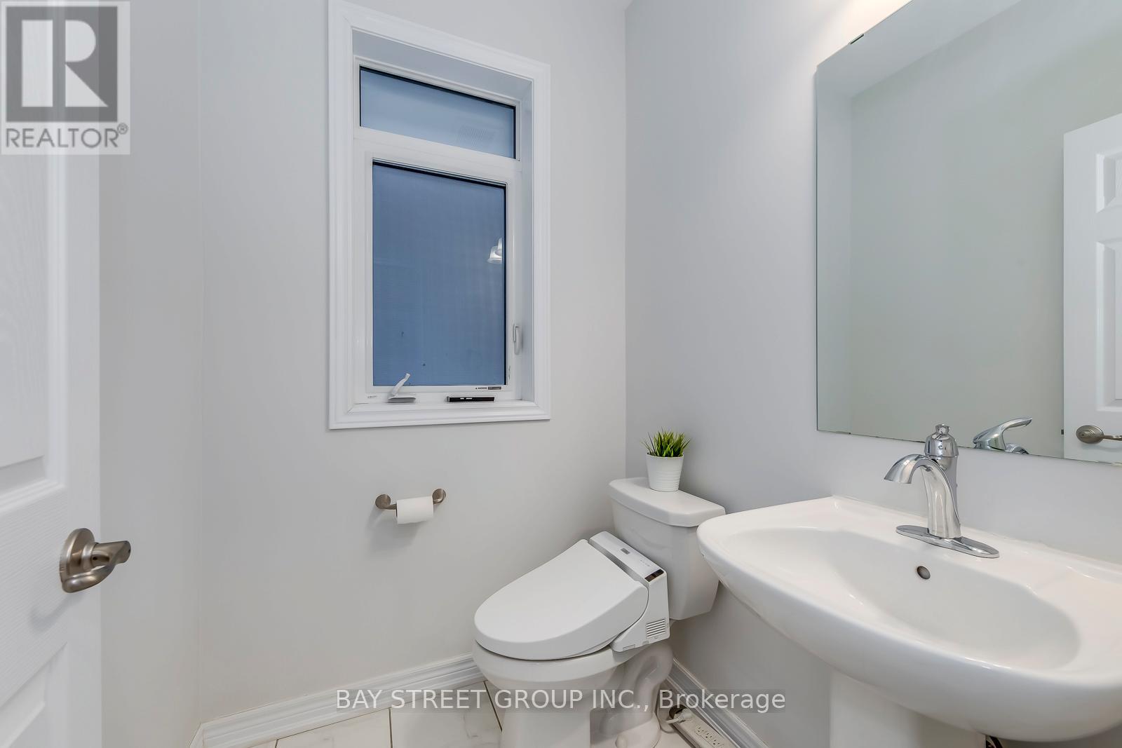 147 Petgor Path, Oakville, Ontario  L6H 1W7 - Photo 22 - W12667994