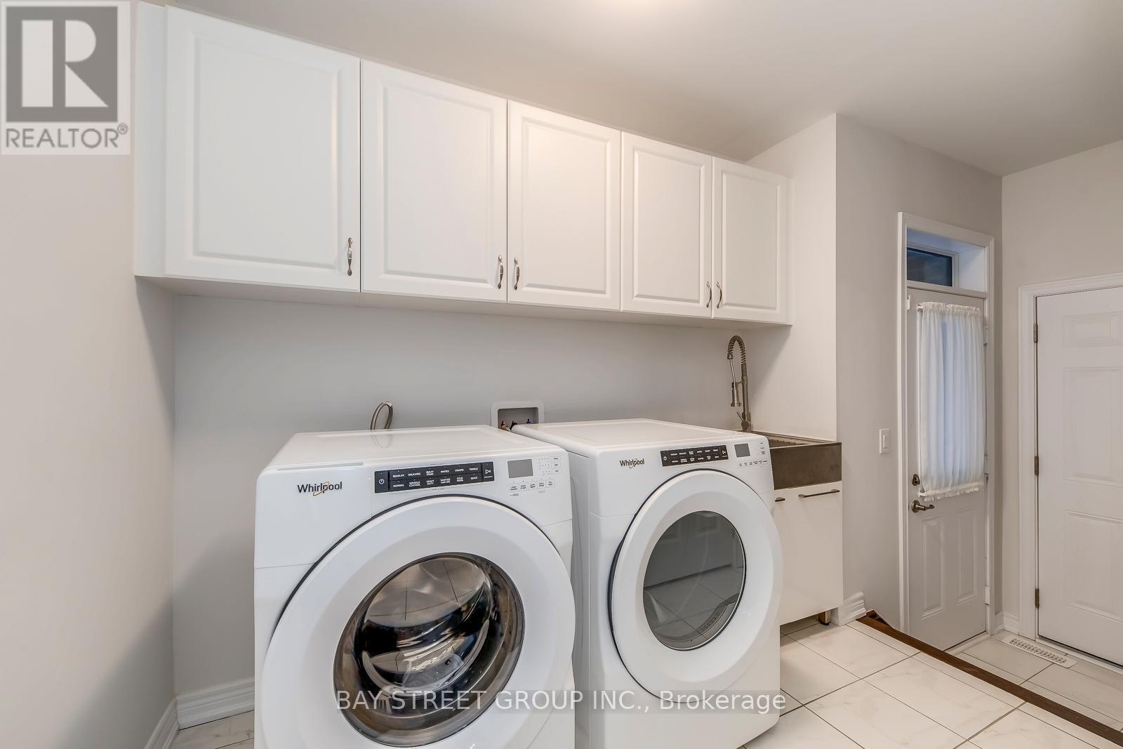 147 Petgor Path, Oakville, Ontario  L6H 1W7 - Photo 23 - W12667994