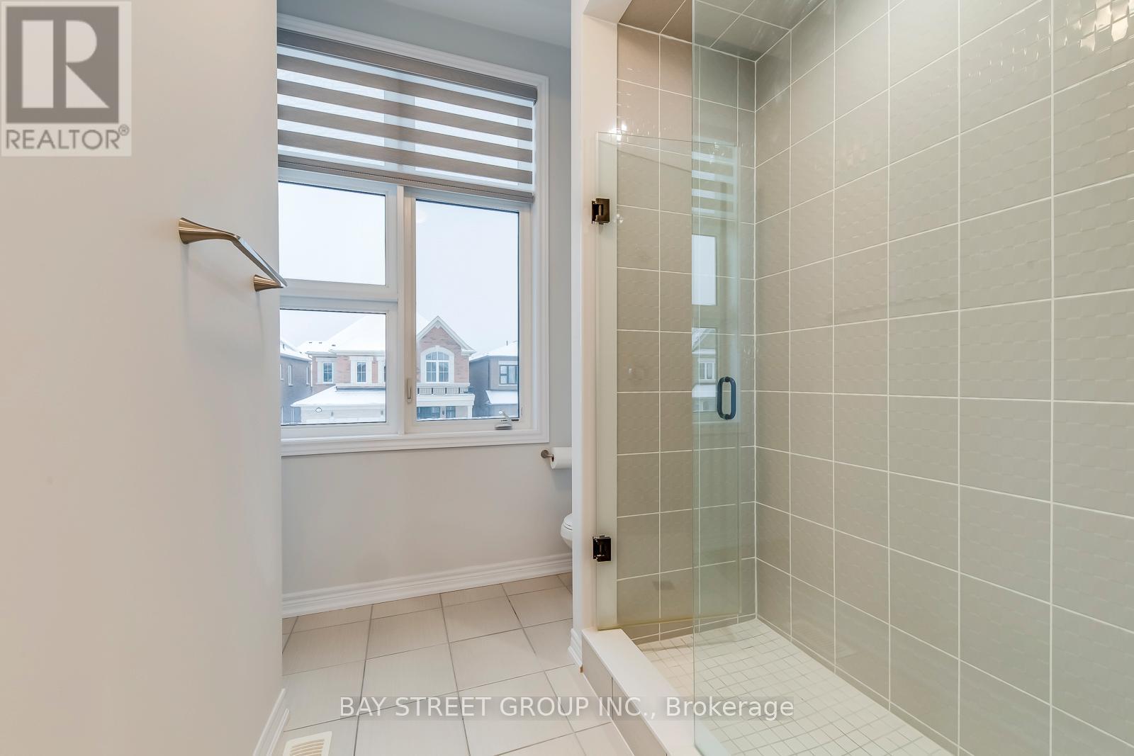 147 Petgor Path, Oakville, Ontario  L6H 1W7 - Photo 38 - W12667994