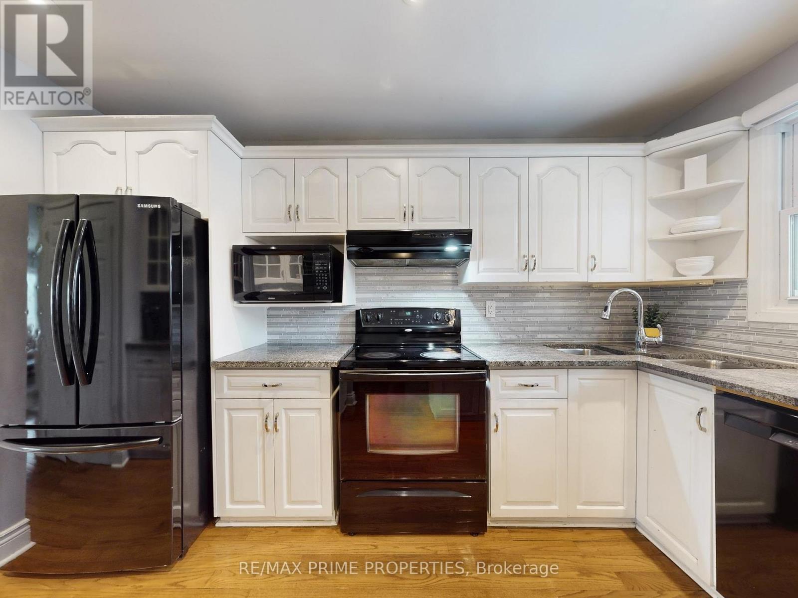 2501 Windjammer Road, Mississauga, Ontario  L5L 1H7 - Photo 15 - W12668030