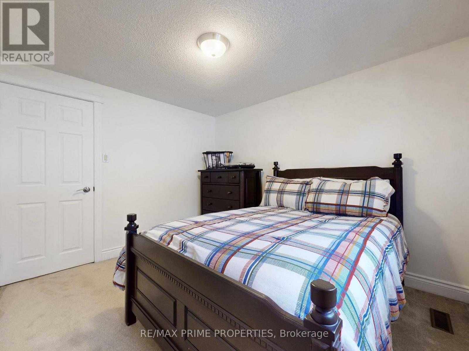 2501 Windjammer Road, Mississauga, Ontario  L5L 1H7 - Photo 26 - W12668030