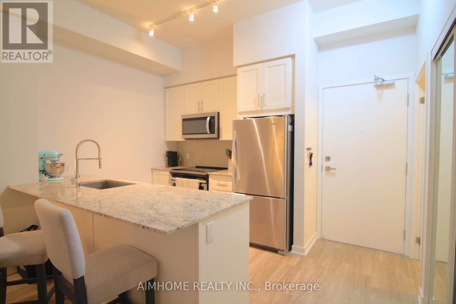 306 - 4085 Parkside Village Drive, Mississauga, Ontario  L5B 0K9 - Photo 8 - W12668058