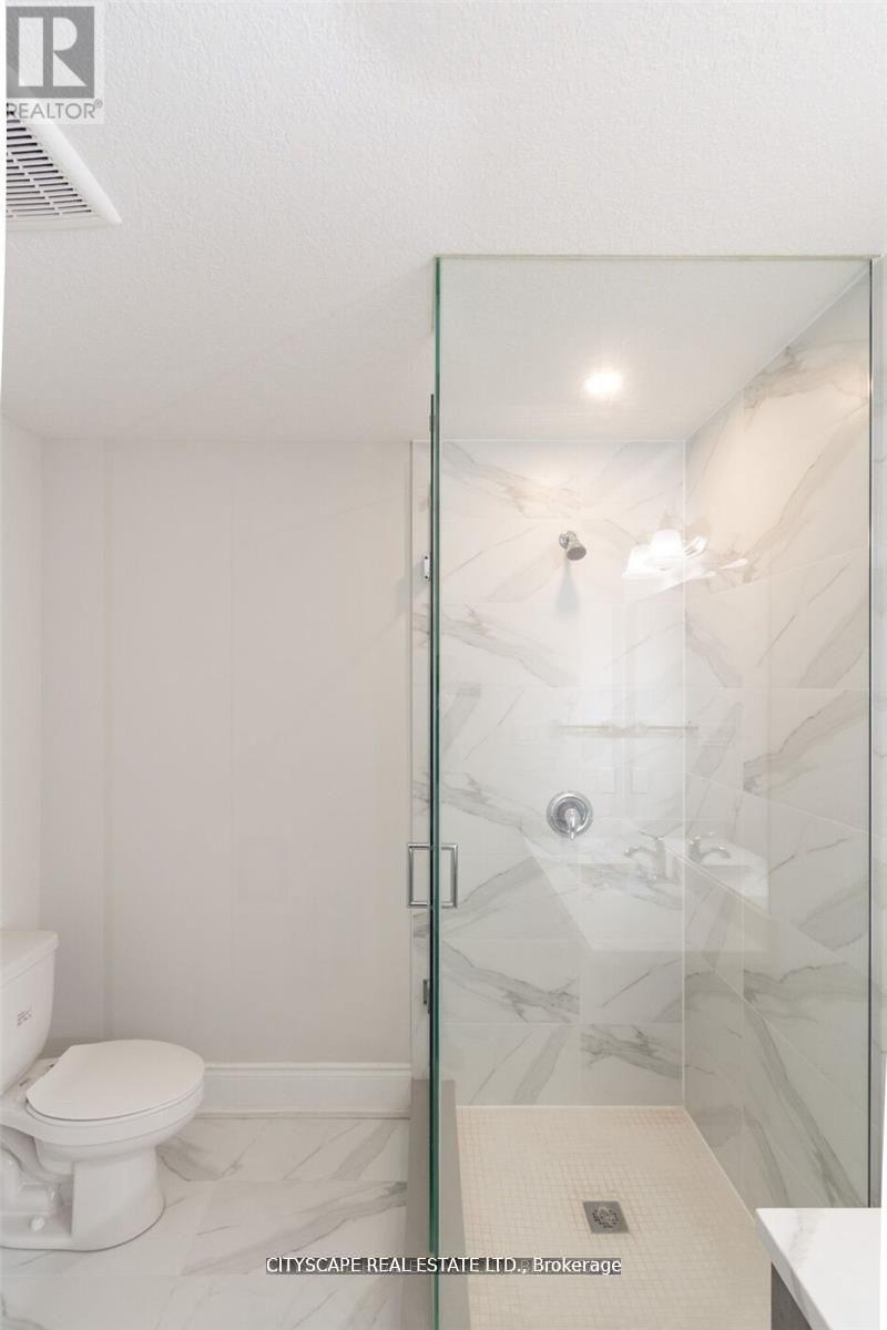 579 Wedgewood Drive, Burlington, Ontario  L7L 0J9 - Photo 27 - W12668064