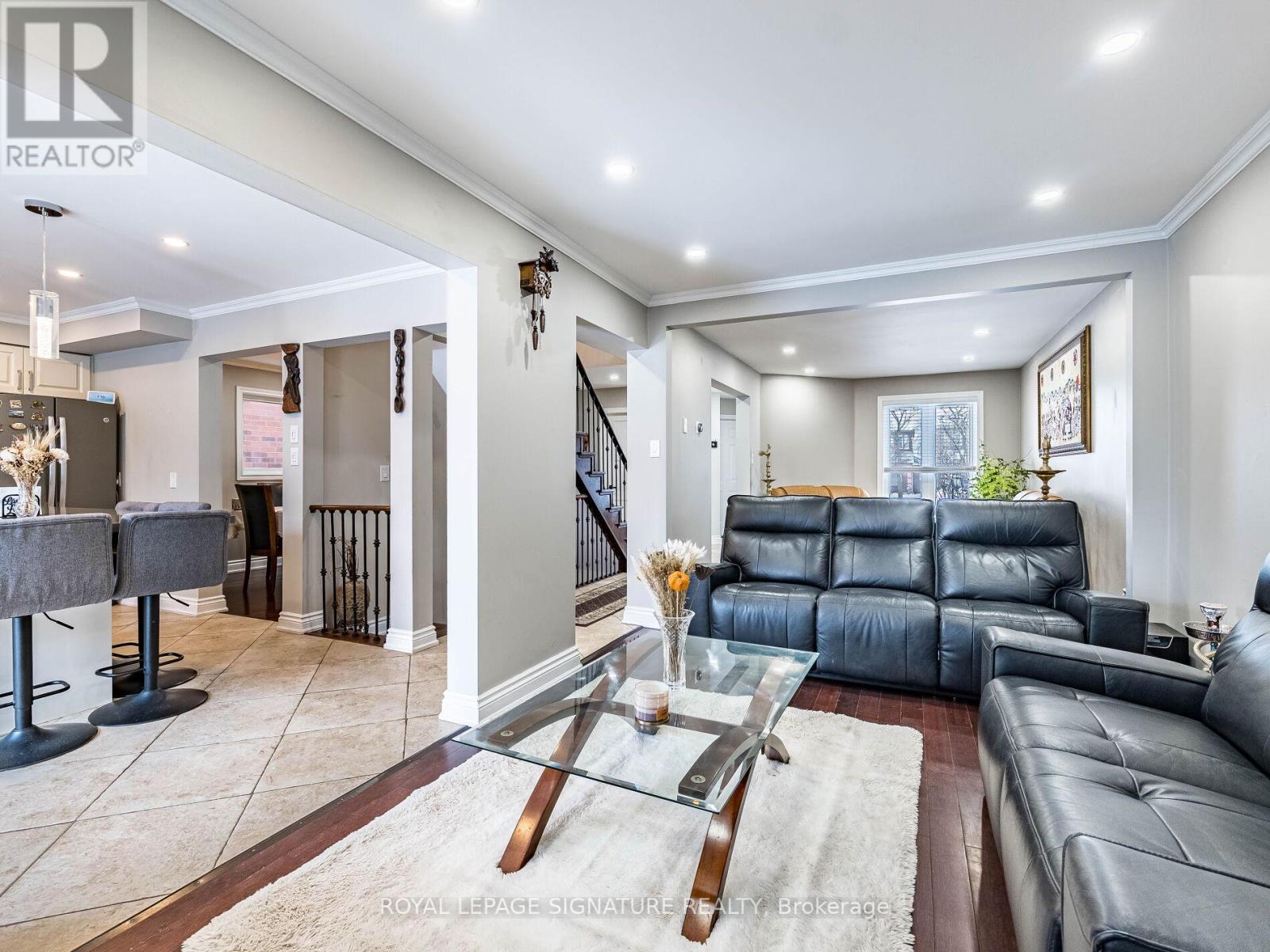 303 Howard Crescent, Orangeville, Ontario  L9W 4Y3 - Photo 13 - W12668088