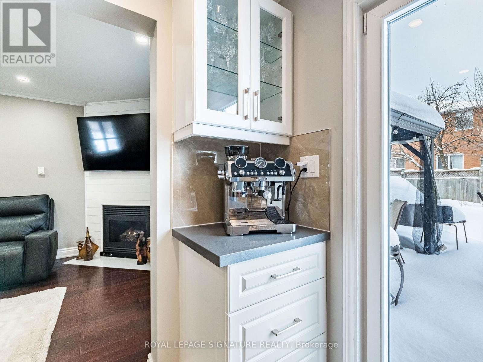 303 Howard Crescent, Orangeville, Ontario  L9W 4Y3 - Photo 16 - W12668088