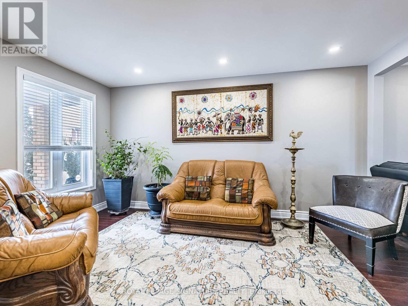 303 Howard Crescent, Orangeville, Ontario  L9W 4Y3 - Photo 7 - W12668088