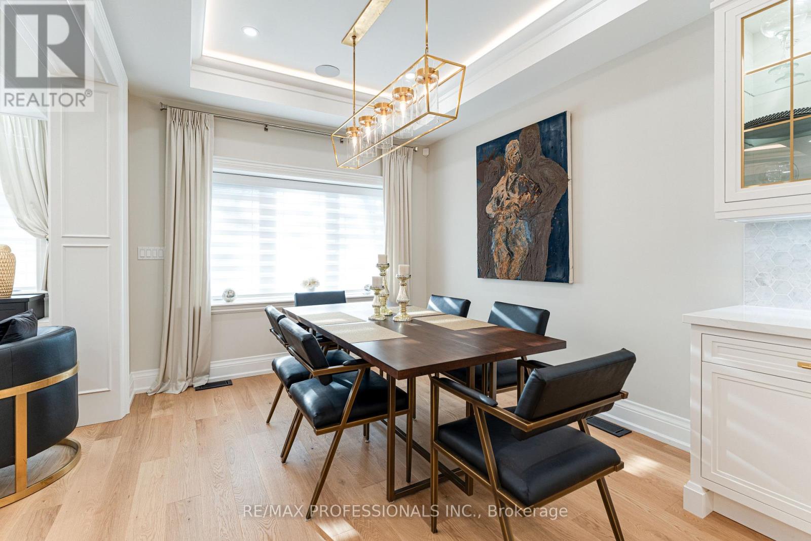 161 The Kingsway, Toronto, Ontario  M8X 2V5 - Photo 10 - W12668118