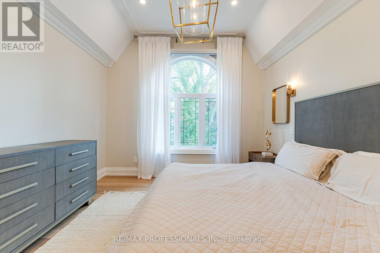 161 The Kingsway, Toronto, Ontario  M8X 2V5 - Photo 25 - W12668118