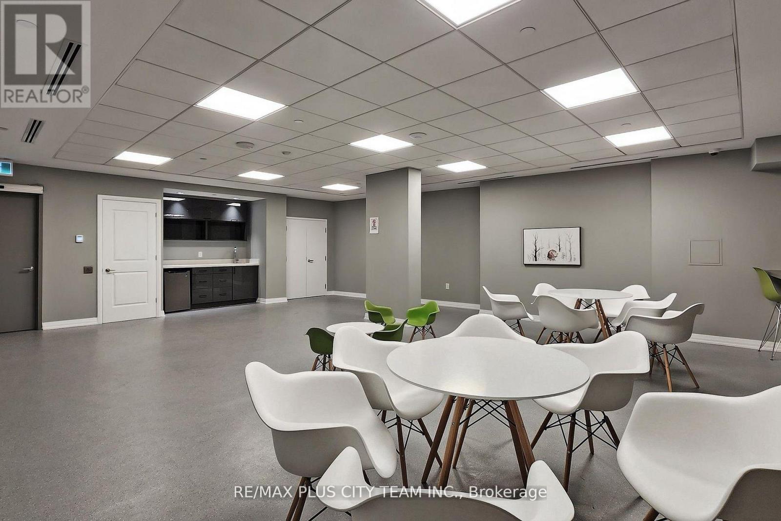 2310 - 50 Thomas Riley Road, Toronto, Ontario  M9B 0C5 - Photo 13 - W12668130