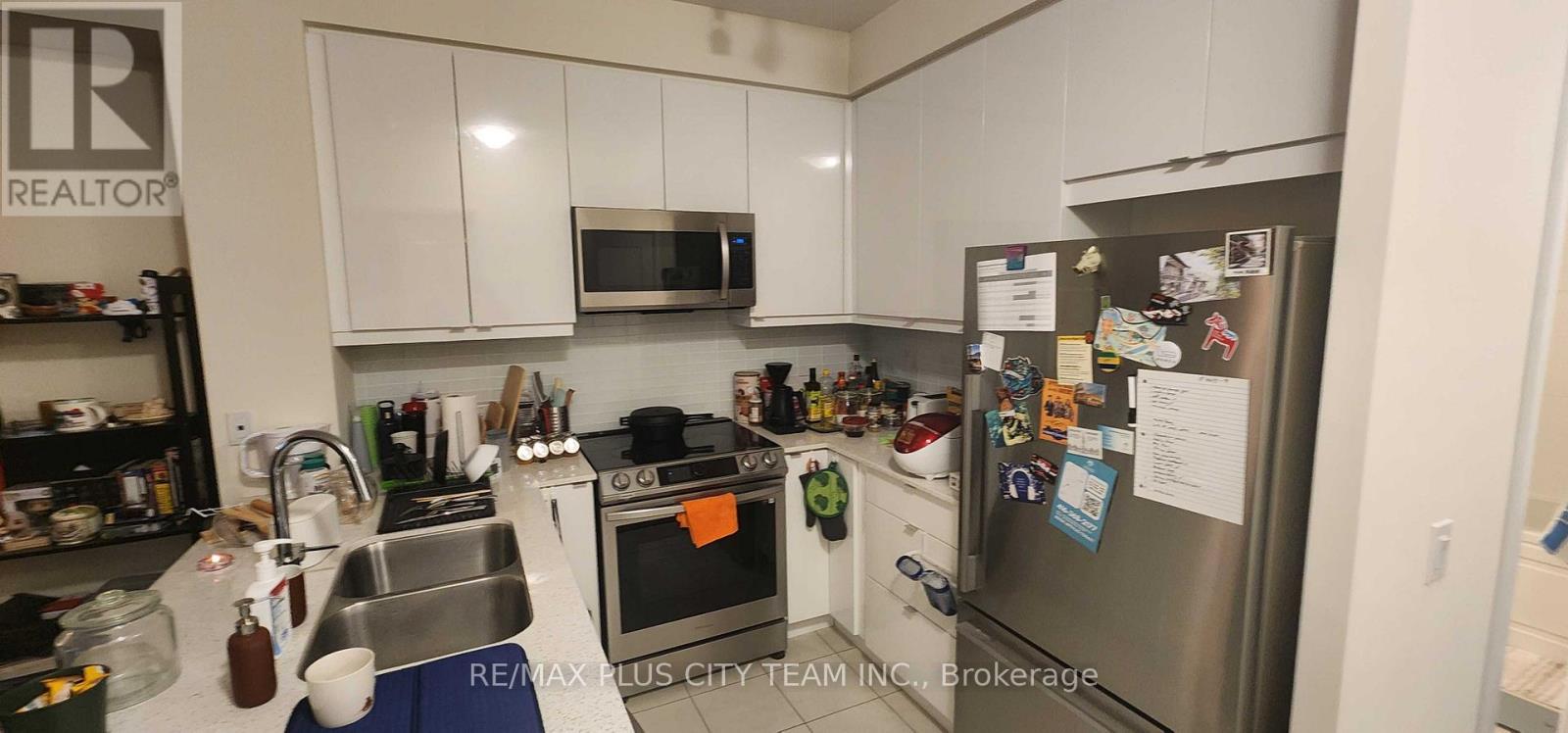 2310 - 50 Thomas Riley Road, Toronto, Ontario  M9B 0C5 - Photo 4 - W12668130