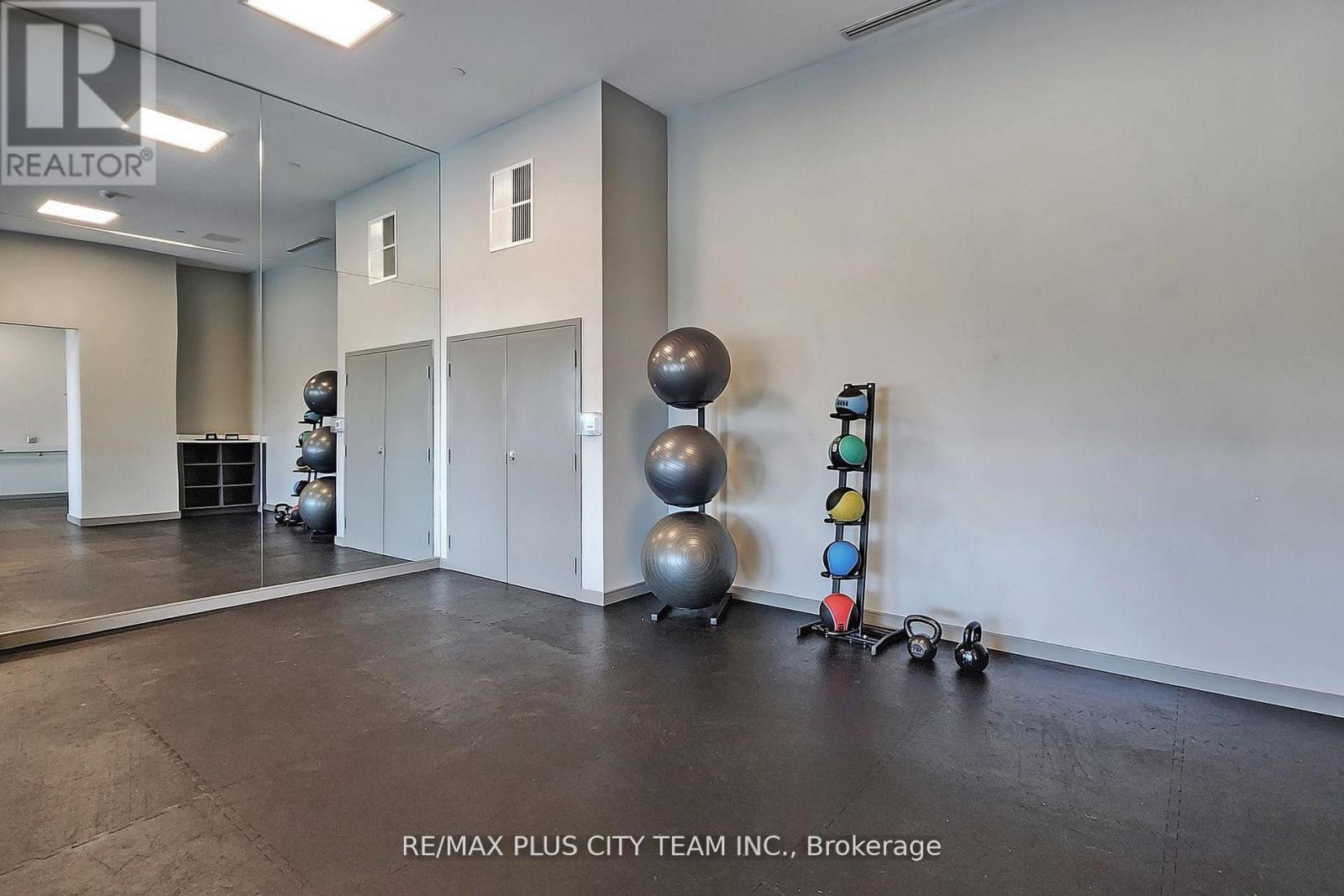 2310 - 50 Thomas Riley Road, Toronto, Ontario  M9B 0C5 - Photo 9 - W12668130