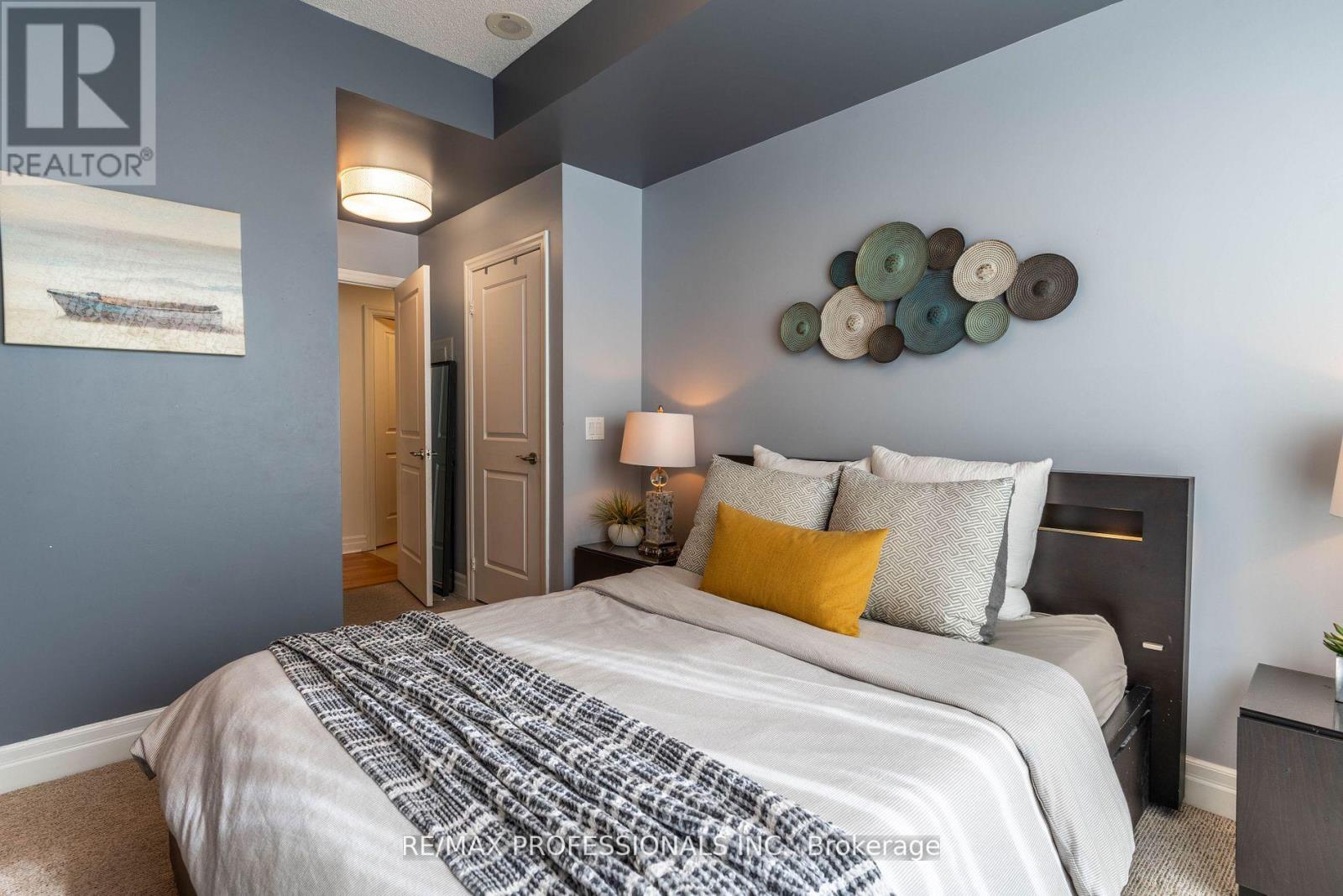 203 - 58 Marine Parade Drive, Toronto, Ontario  M8V 4G1 - Photo 7 - W12668148