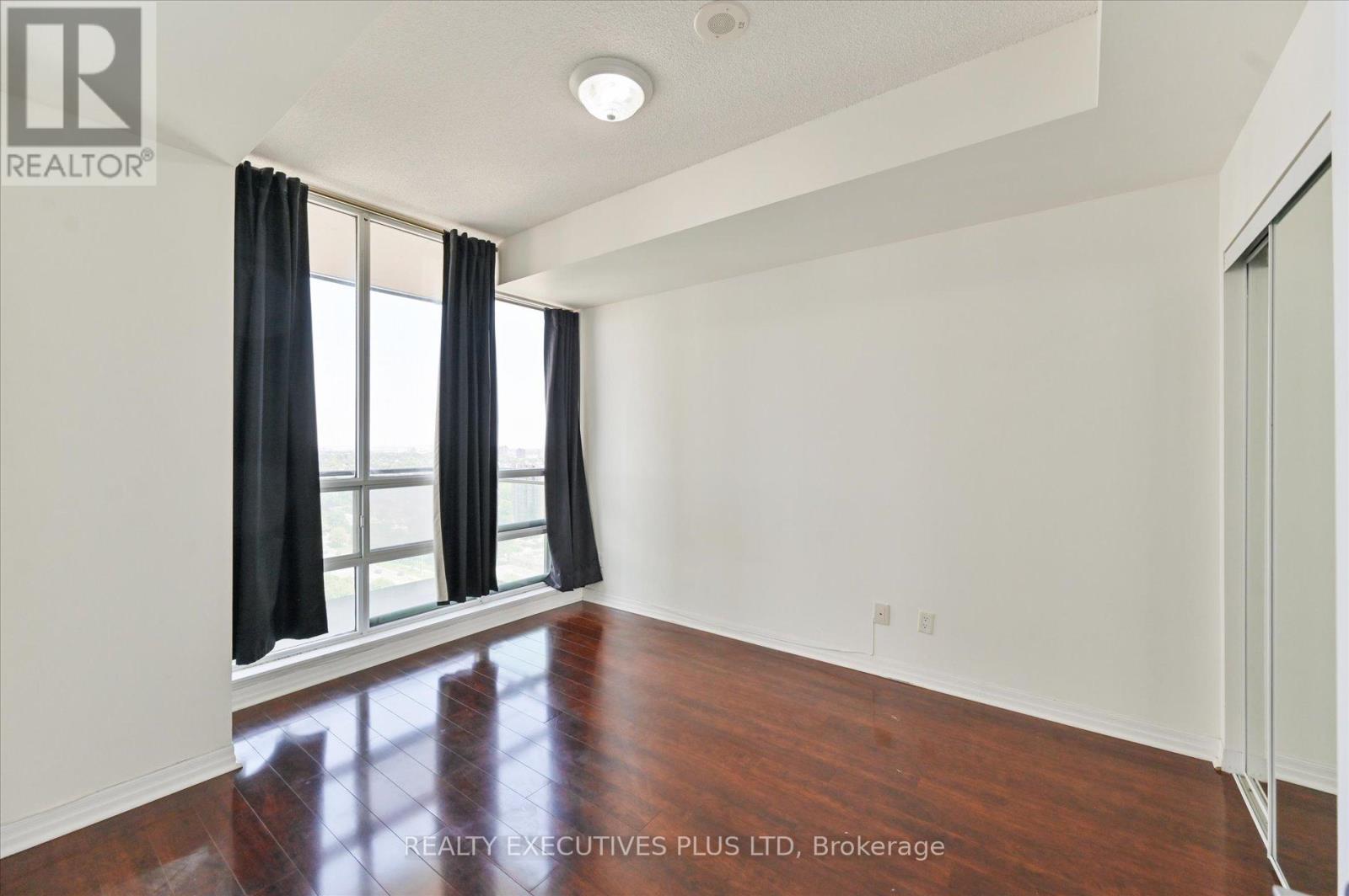 2103 - 3515 Kariya Drive, Mississauga, Ontario  L5B 0C1 - Photo 10 - W12668200