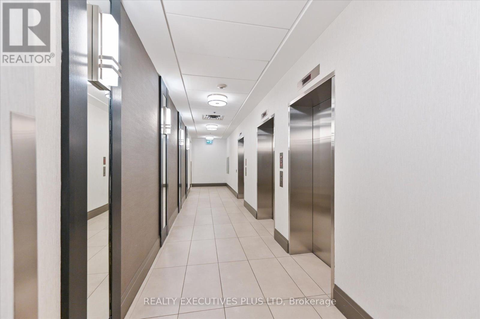 2103 - 3515 Kariya Drive, Mississauga, Ontario  L5B 0C1 - Photo 4 - W12668200