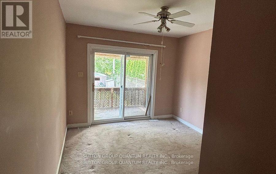 61 Forest Avenue, Mississauga, Ontario  L5G 1L3 - Photo 17 - W12668210