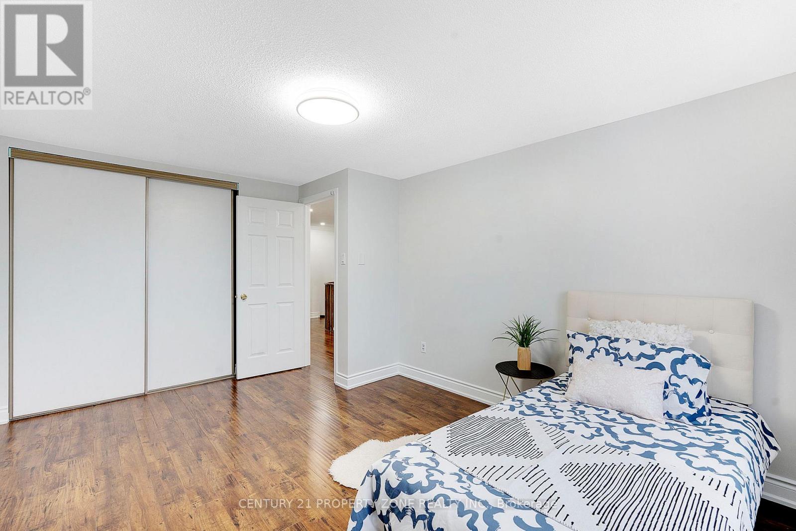 15 Keystone Drive, Brampton, Ontario  L6Y 3K8 - Photo 26 - W12668214