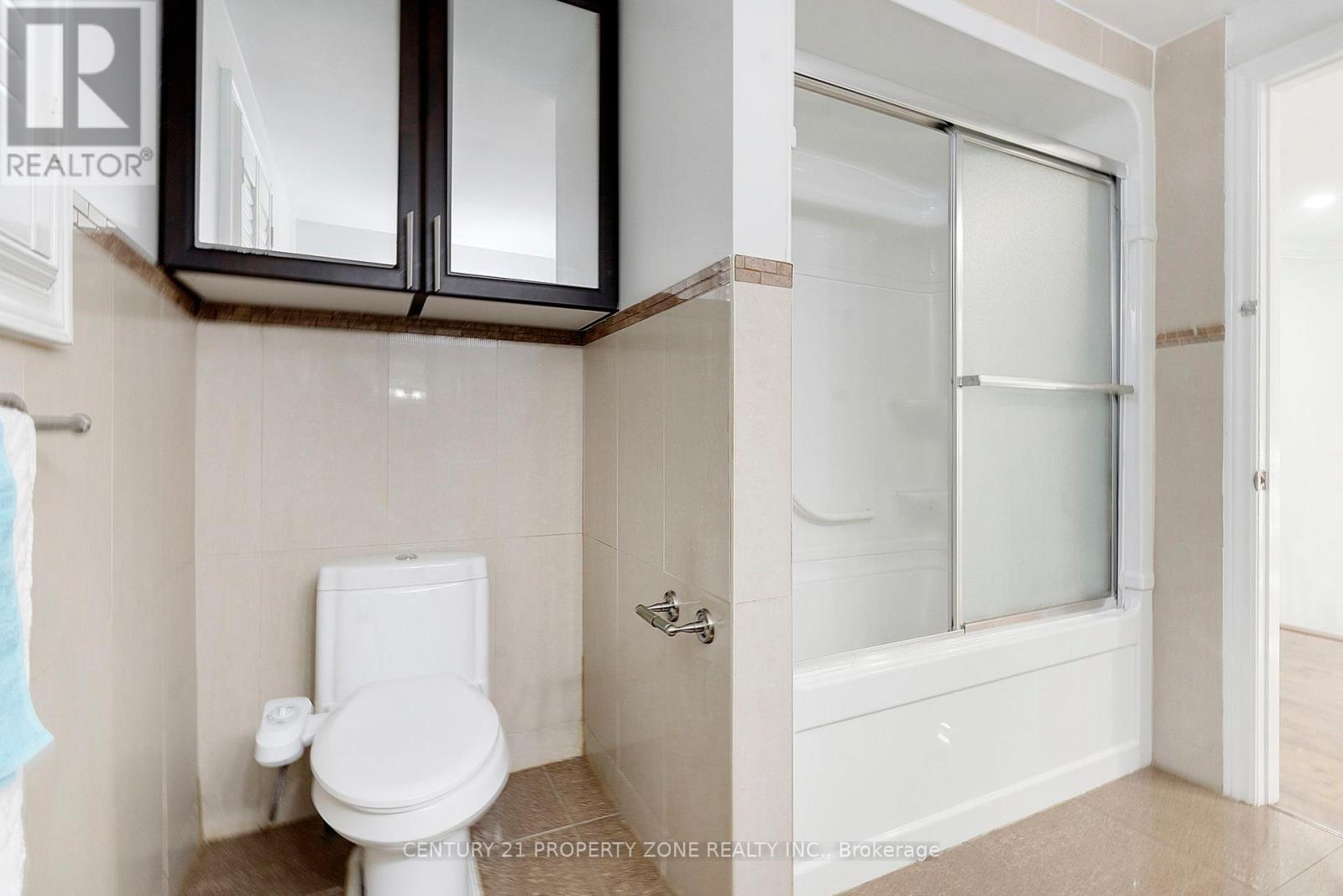 15 Keystone Drive, Brampton, Ontario  L6Y 3K8 - Photo 32 - W12668214