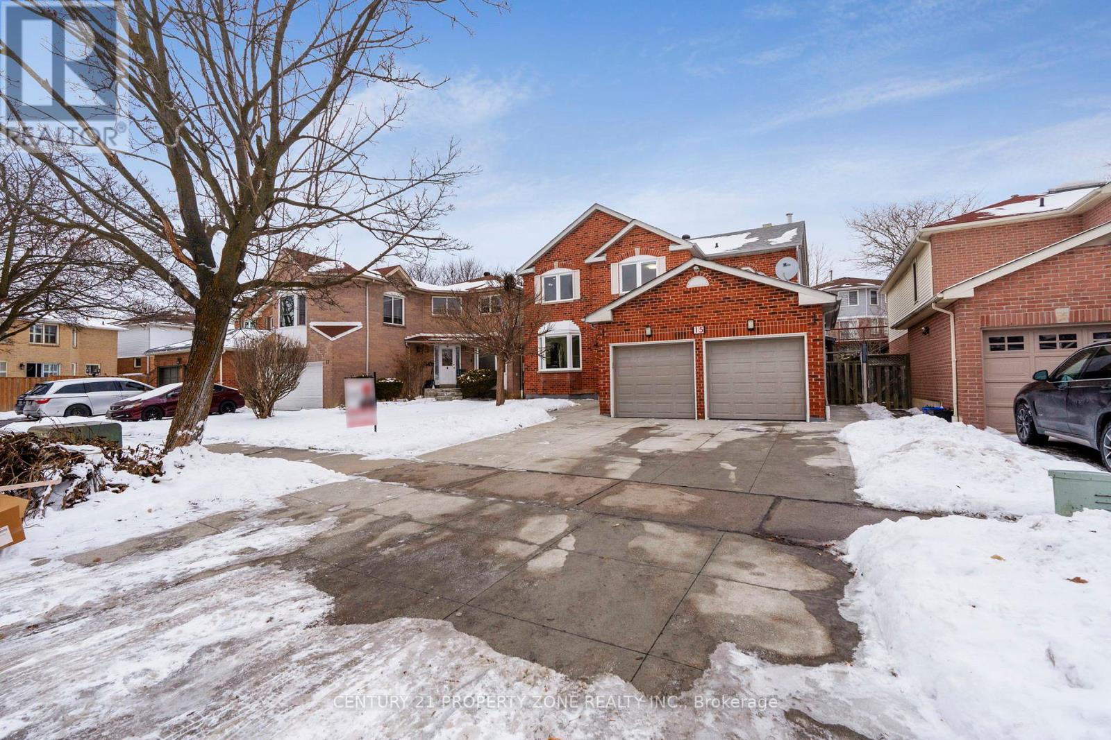 15 Keystone Drive, Brampton, Ontario  L6Y 3K8 - Photo 5 - W12668214