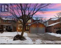 15 KEYSTONE DRIVE, Brampton, Ontario
