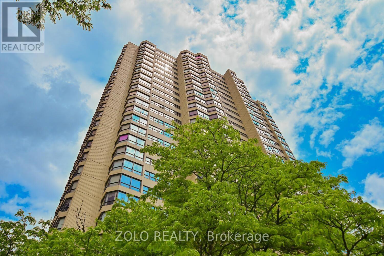 804 - 8 Lisa Street, Brampton, Ontario  L6T 4S6 - Photo 1 - W12668224