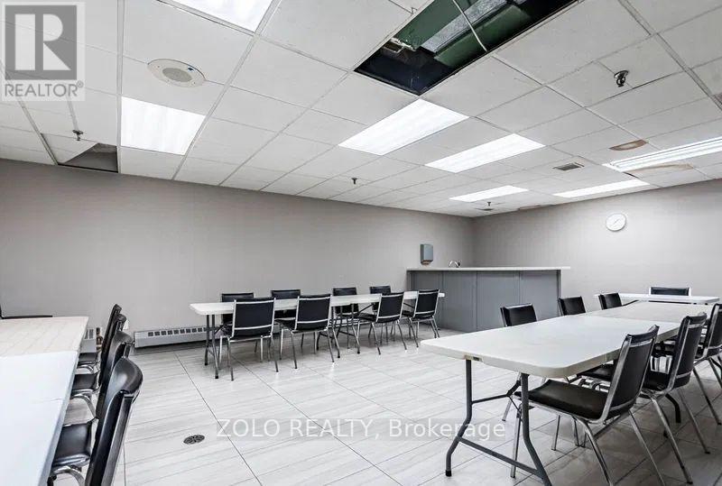 804 - 8 Lisa Street, Brampton, Ontario  L6T 4S6 - Photo 14 - W12668224