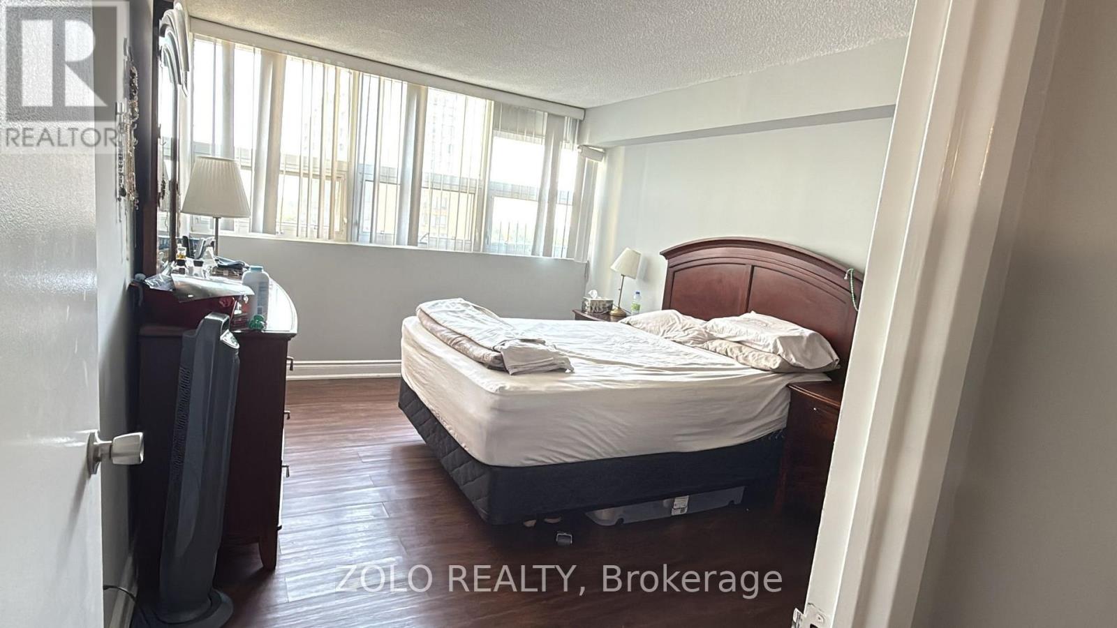 804 - 8 Lisa Street, Brampton, Ontario  L6T 4S6 - Photo 25 - W12668224