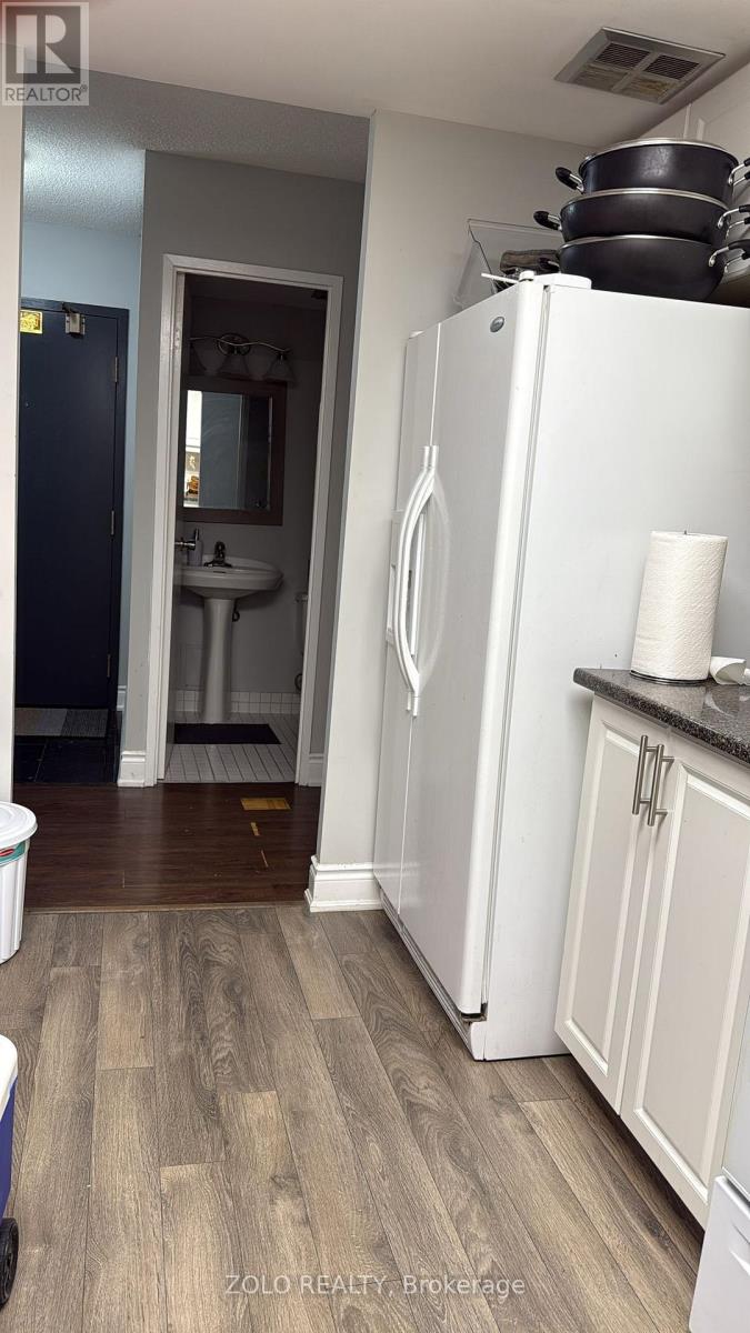 804 - 8 Lisa Street, Brampton, Ontario  L6T 4S6 - Photo 35 - W12668224