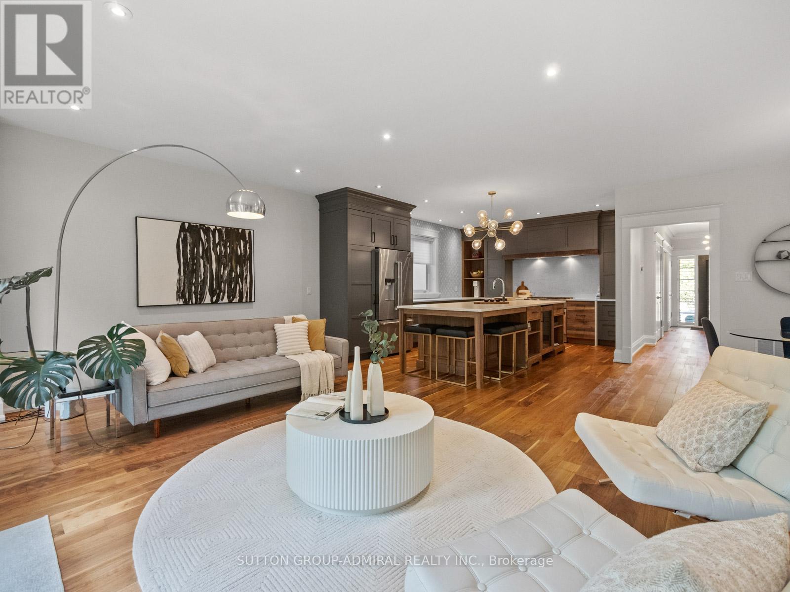 26 Puckeridge Crescent, Toronto, Ontario  M9B 3A2 - Photo 15 - W12668268