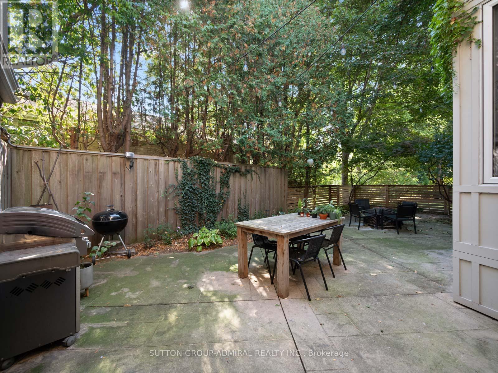 26 Puckeridge Crescent, Toronto, Ontario  M9B 3A2 - Photo 43 - W12668268