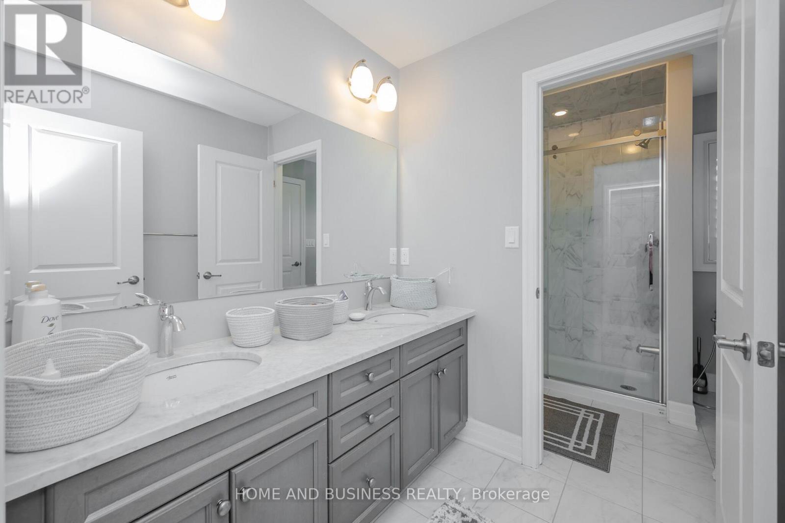 3357 Mintwood Circle, Oakville, Ontario  L6H 0N6 - Photo 20 - W12668290