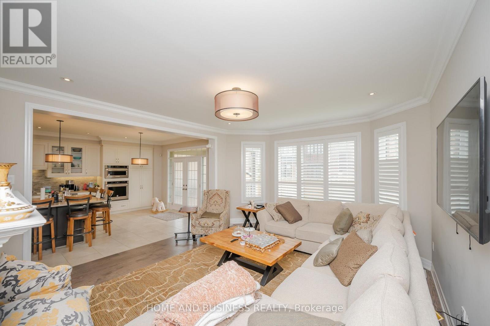 3357 Mintwood Circle, Oakville, Ontario  L6H 0N6 - Photo 9 - W12668290