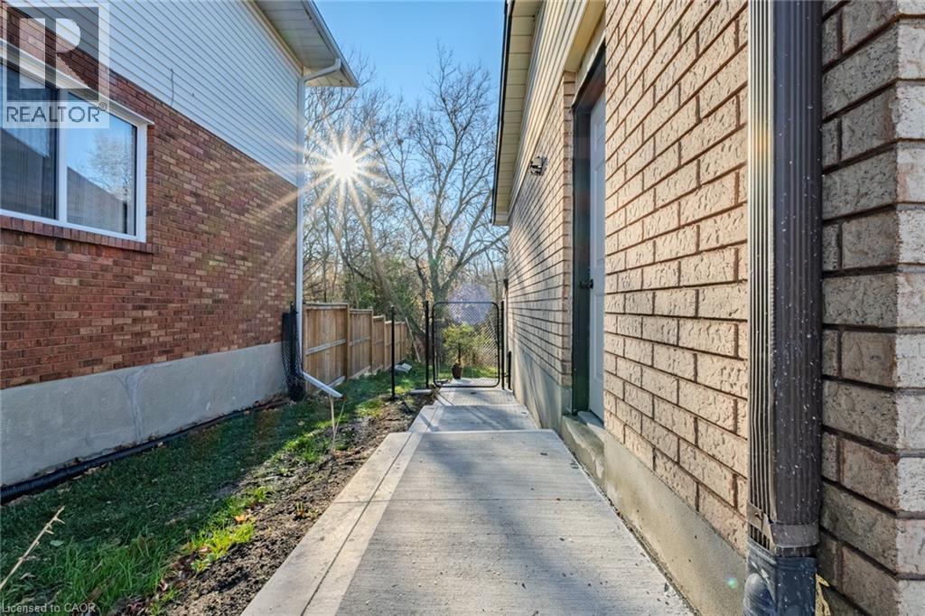 147 Taylor Avenue, Cambridge, Ontario  N1R 7M3 - Photo 30 - 40792161