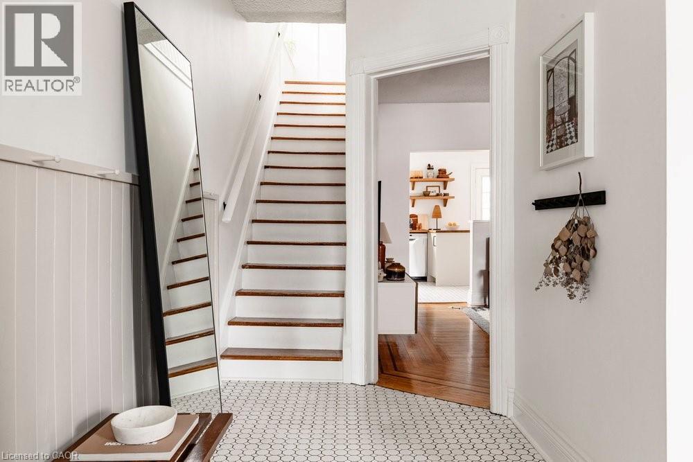 114 Chestnut Avenue, Hamilton, Ontario  L8L 6K9 - Photo 5 - 40795765