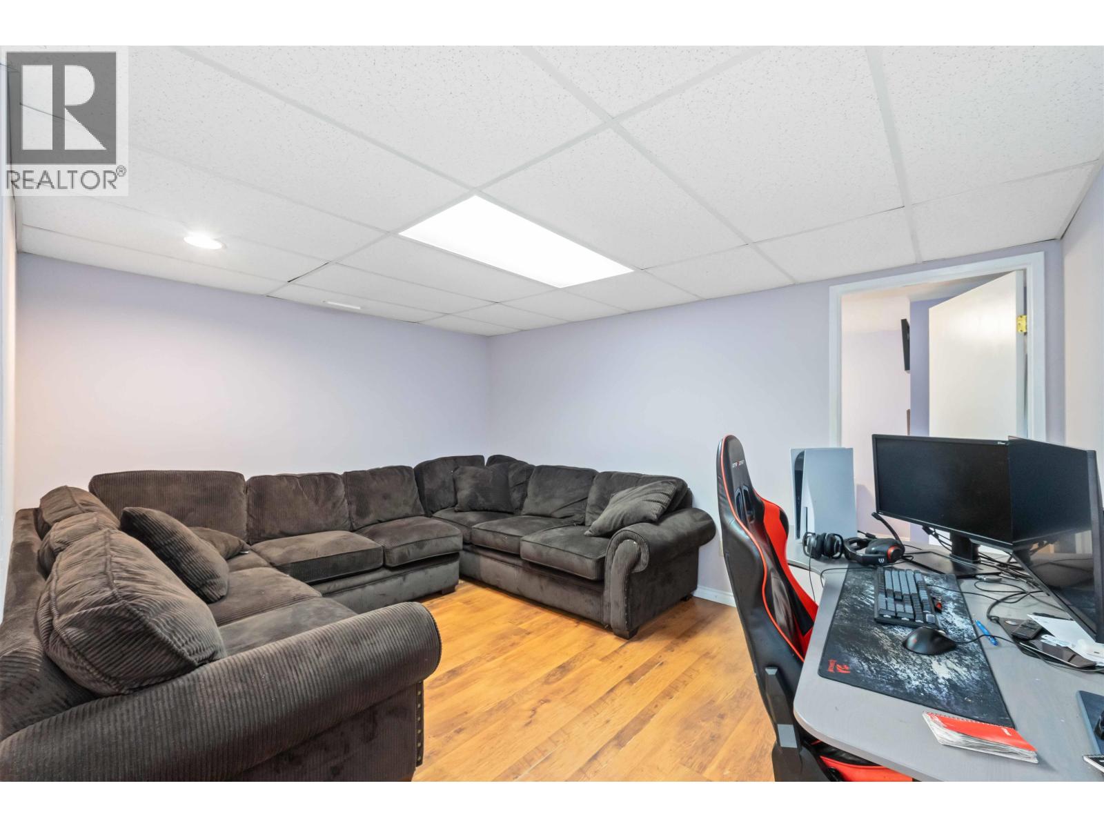 21064 Barker Avenue, Maple Ridge, British Columbia  V2X 8R6 - Photo 30 - R3076275