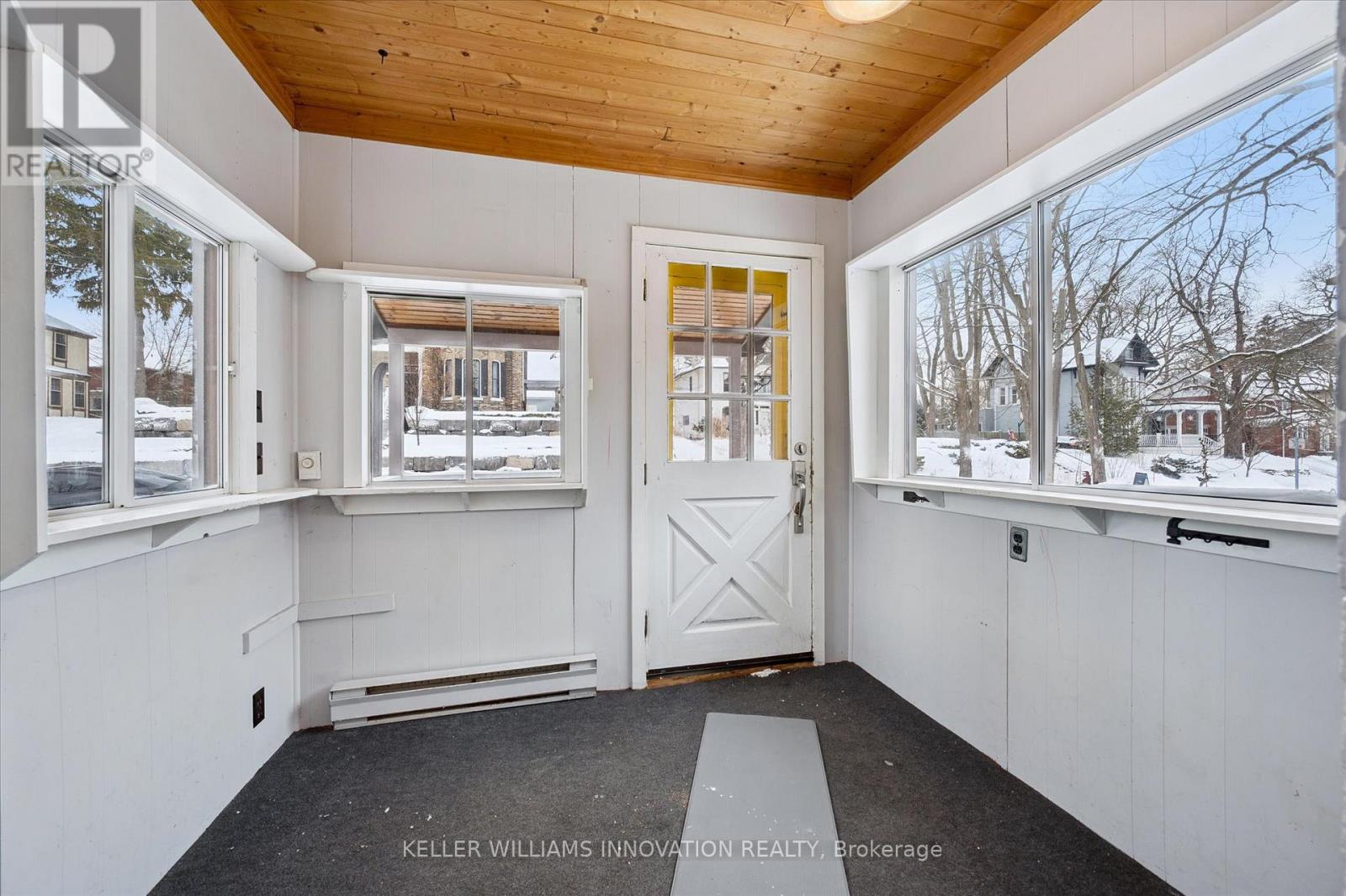 70 George Street, Waterloo, Ontario  N2J 1K7 - Photo 2 - X12666482