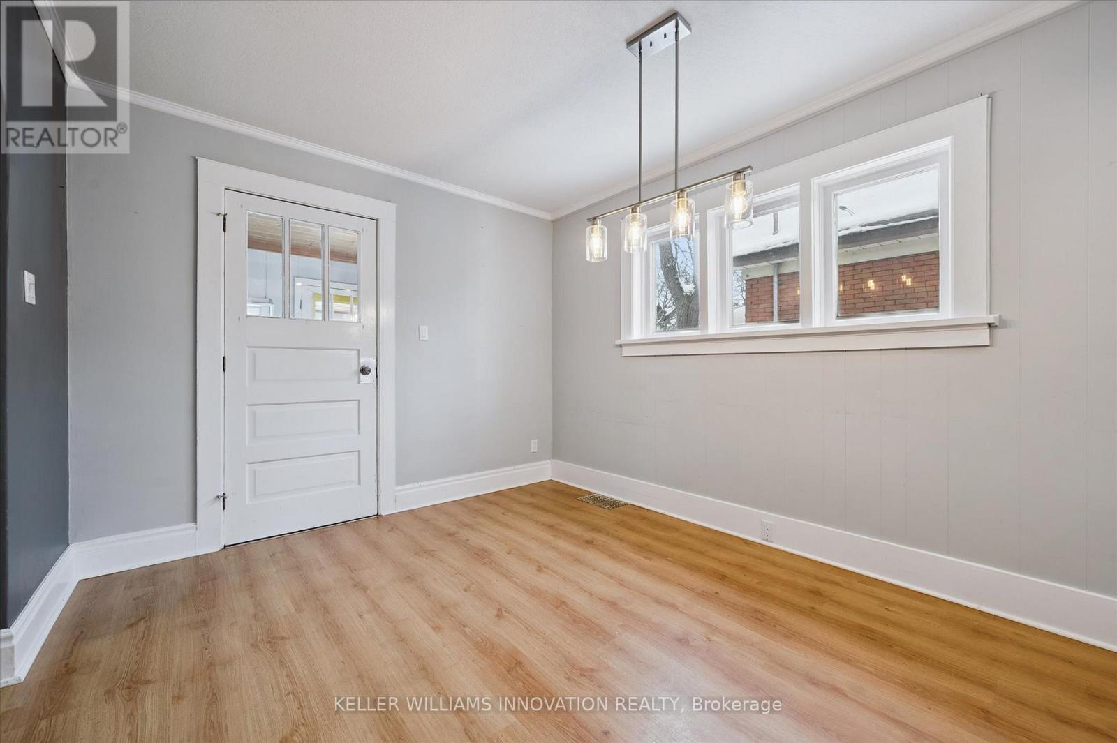 70 George Street, Waterloo, Ontario  N2J 1K7 - Photo 4 - X12666482